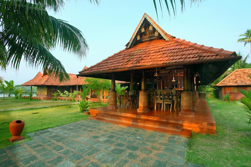 Kochi Kondai Lip Backwater Heritage Resort מראה חיצוני תמונה
