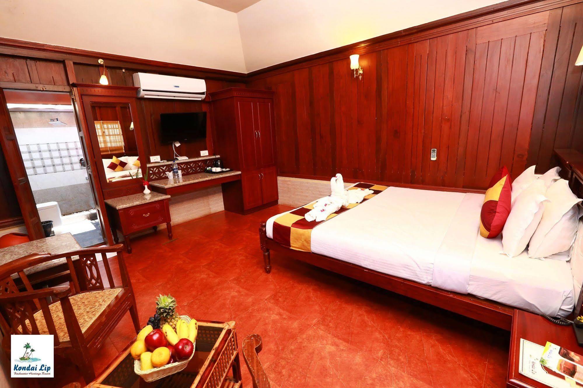 Kochi Kondai Lip Backwater Heritage Resort מראה חיצוני תמונה