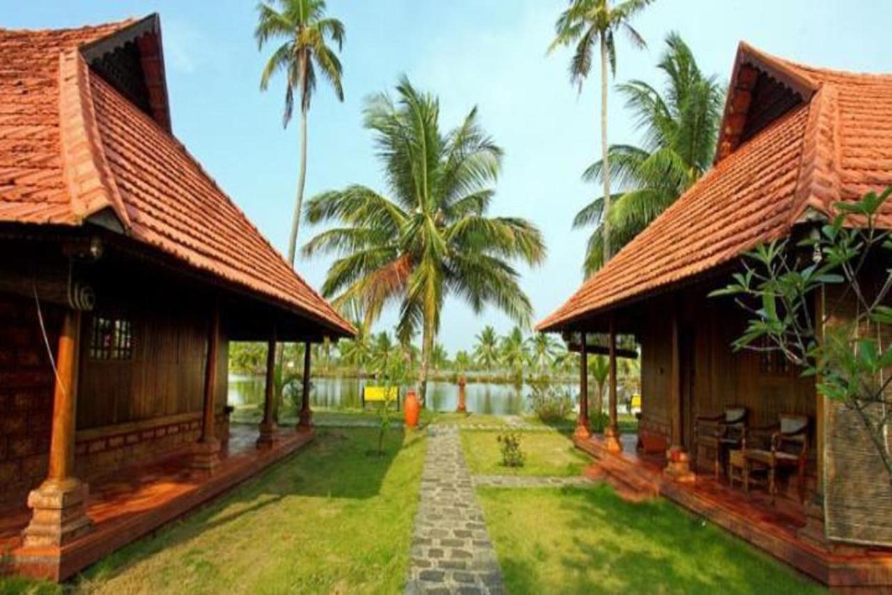 Kochi Kondai Lip Backwater Heritage Resort מראה חיצוני תמונה
